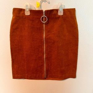 Zip Front Skirt size small from fashion nova